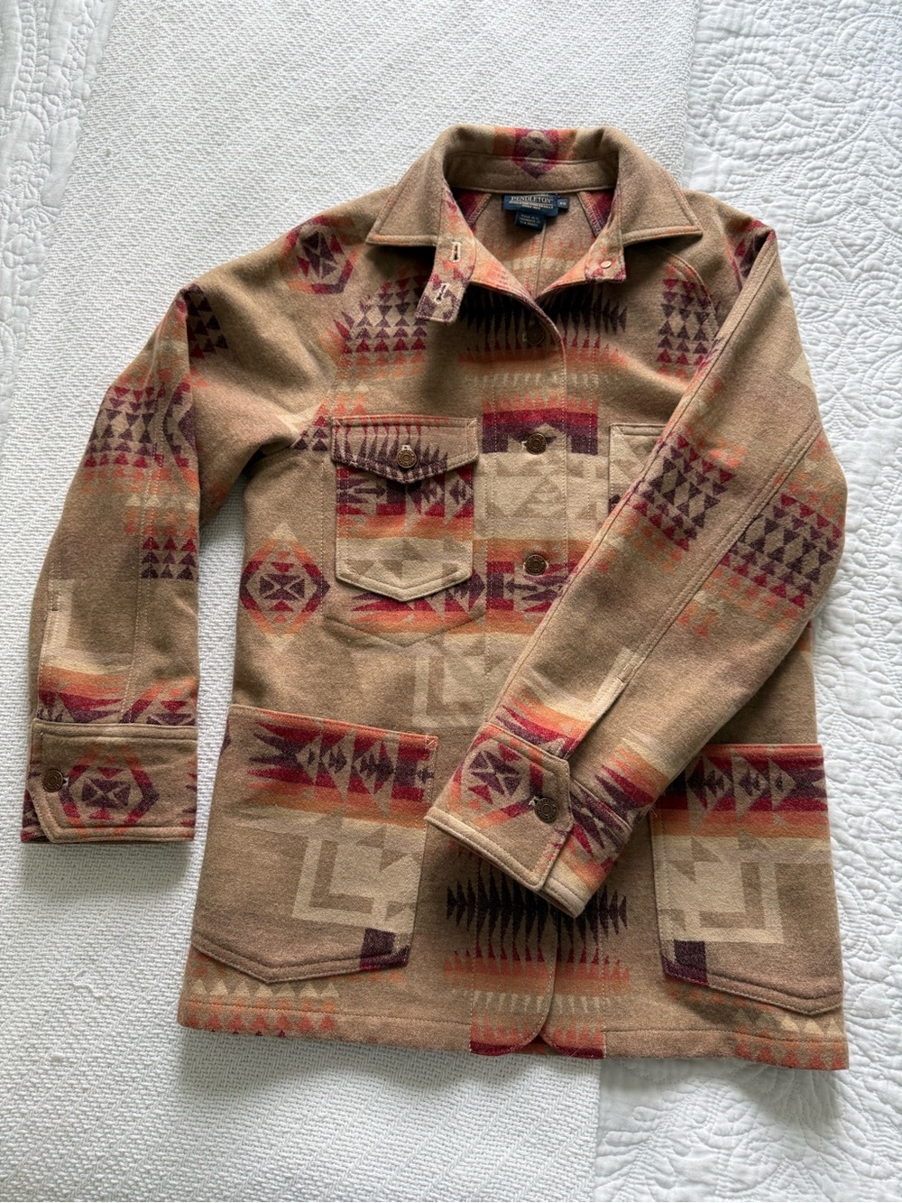 Pendleton 100% virgin wool Jacket / Shacket with button front and pockets - Picture 8 of 11